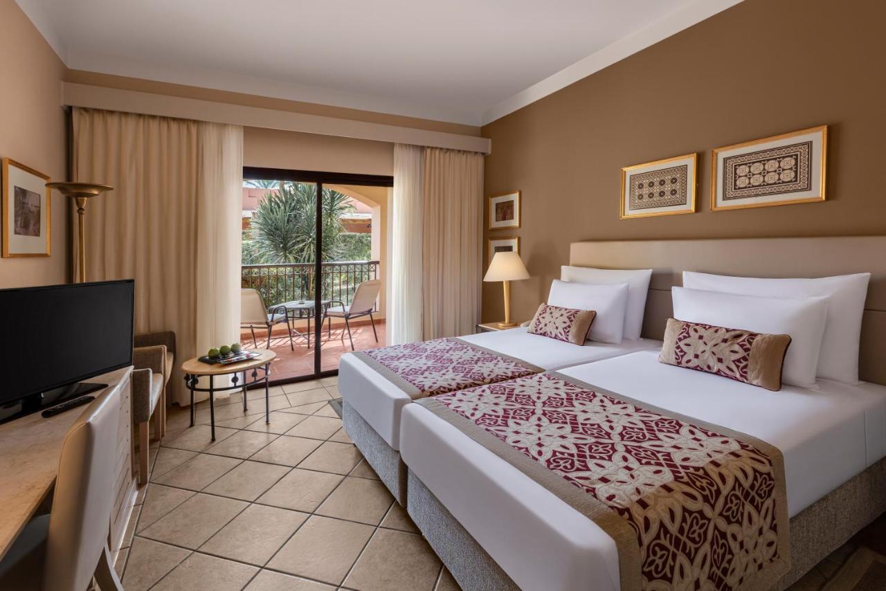 Jaz Makadi Saraya Resort Hurgada Dış mekan fotoğraf A room at the hotel