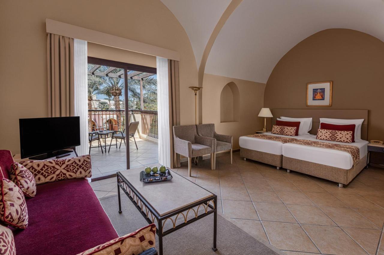 Jaz Makadi Saraya Resort Hurgada Dış mekan fotoğraf A room at the Hilton Sharm El Sheikh