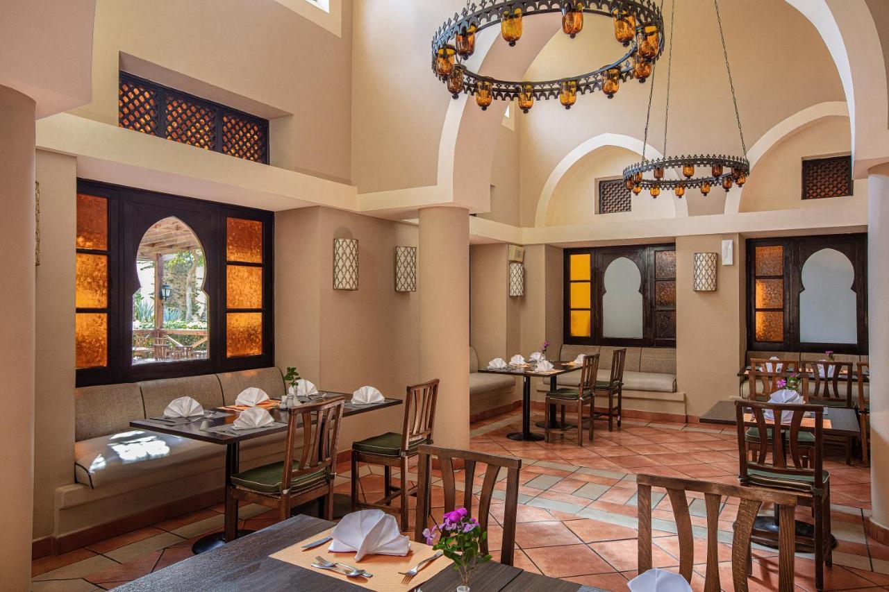Jaz Makadi Saraya Resort Hurgada Dış mekan fotoğraf The restaurant