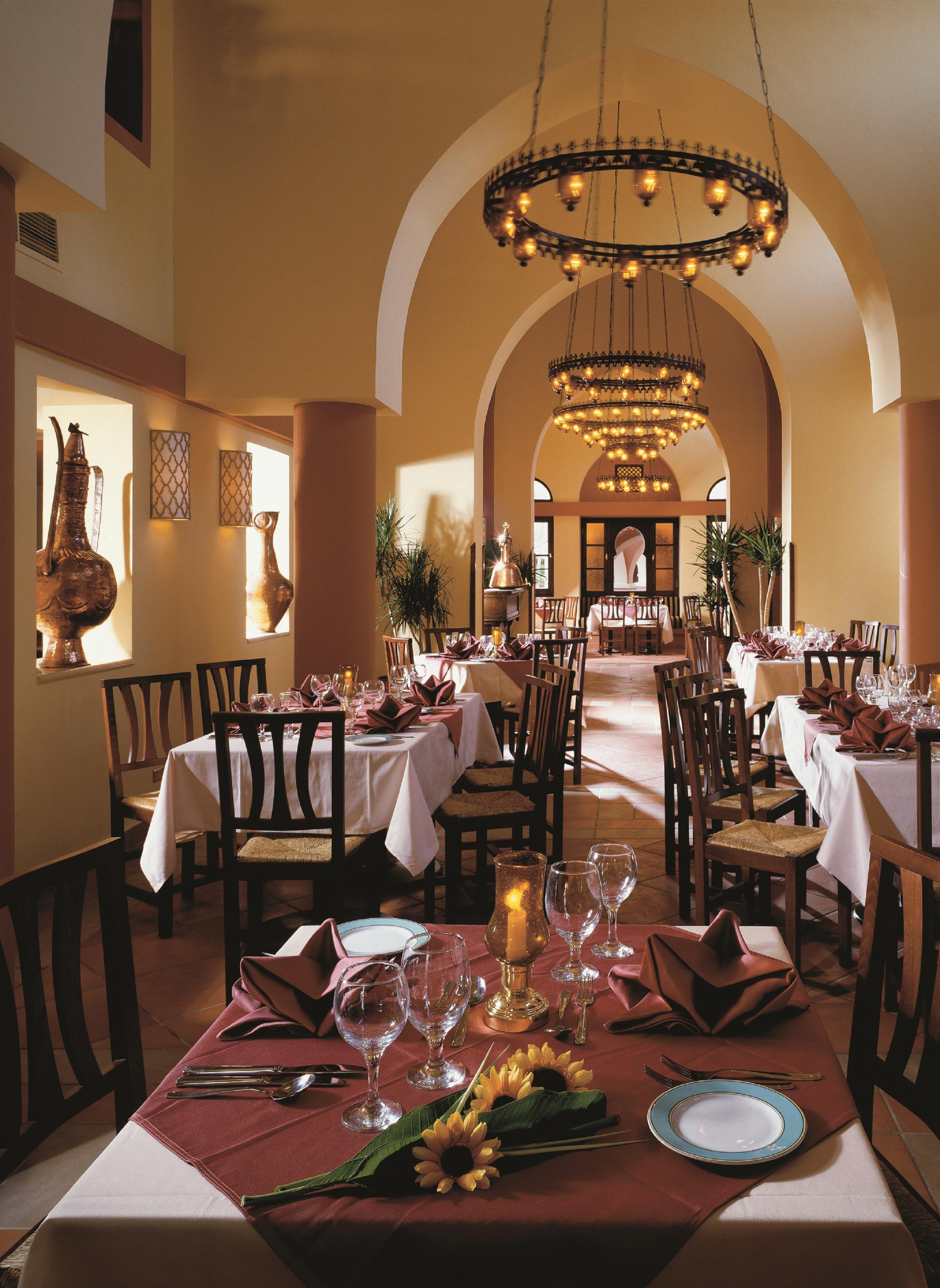 Jaz Makadi Saraya Resort Hurgada Dış mekan fotoğraf The restaurant